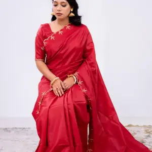 Dipti Saree
